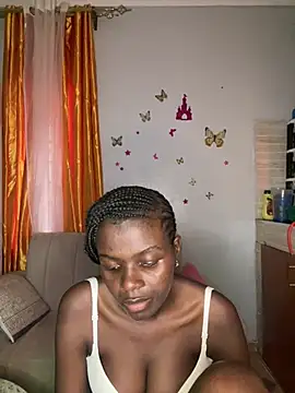 Snapshot of Triskymaya chatting on June 24, 3:33 pm Triskymaya online show from June 24, 3:33 pm