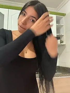 VIOLETA-1122 online show from June 23, 1:09 pm