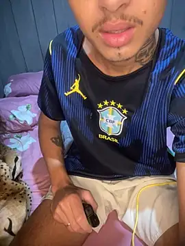 casalzinhojob online show from June 20, 10:01 pm