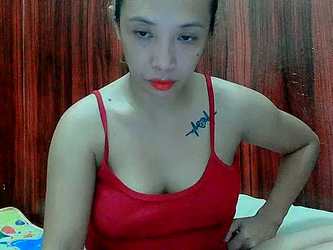 Snapshot of Hotamera chatting on July 9, 1:37 pm Hotamera online show from July 9, 1:37 pm