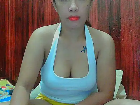 Snapshot of Hotamera chatting on July 19, 2:32 pm Hotamera online show from July 19, 2:32 pm