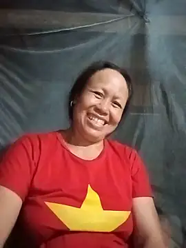 Snapshot of mayhenry chatting on June 30, 1:28 am mayhenry online show from June 30, 1:28 am
