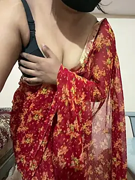 Wild Rhea online show from June 26, 6:12 pm