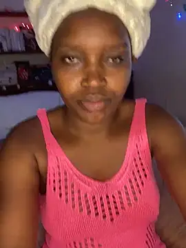 Snapshot of SexyArya_ chatting on July 8, 7:18 pm SexyArya online show from July 8, 7:18 pm