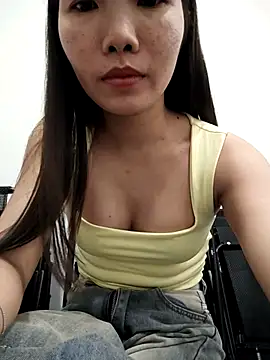 Snapshot of -Evador- chatting on July 7, 8:29 am -Evador- online show from July 7, 8:29 am