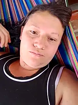 Snapshot of katiia_2 chatting on June 28, 7:31 pm katiia 2 online show from June 28, 7:31 pm