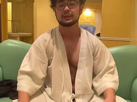 taku bear online show from July 17, 2:02 pm
