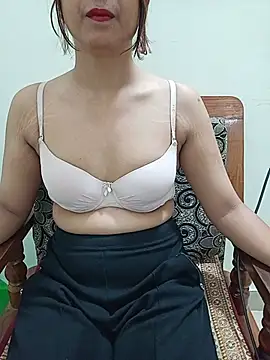 Snapshot of Yourss_Sparkel chatting on July 4, 7:58 am Yourss Sparkel online show from July 4, 7:58 am