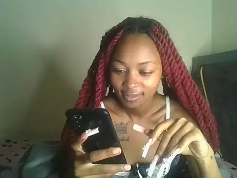 Prettyquueen online show from August 8, 7:10 am