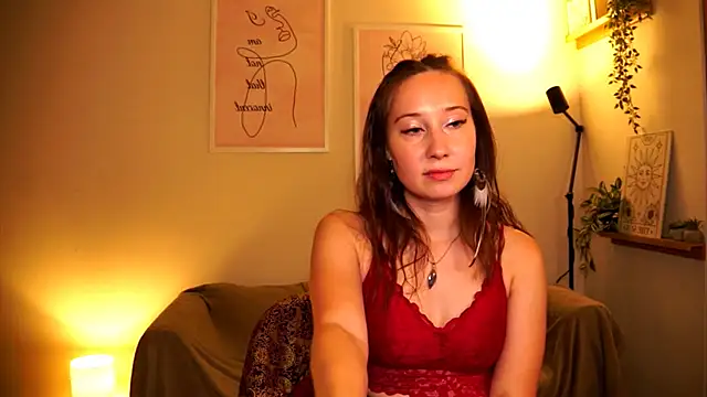 Enchantyy online show from July 3, 5:30 pm