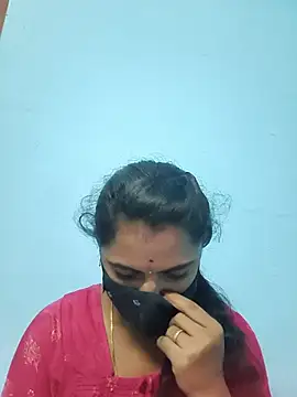 Snapshot of Megavarthinii chatting on July 8, 2:49 am Megavarthinii online show from July 8, 2:49 am