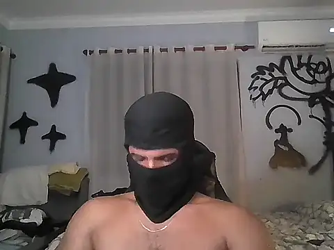 Snapshot of black_sw chatting on June 24, 1:37 am black sw online show from June 24, 1:37 am