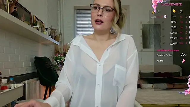 BeautyeyesLovely online show from November 26, 7:20 am