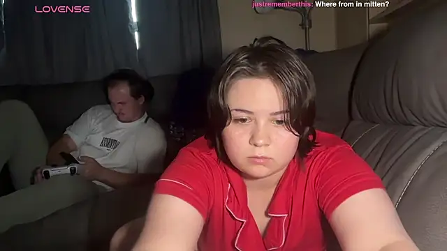 BugsAndDazey online show from June 30, 1:17 am