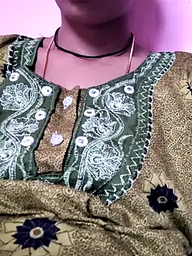 Snapshot of preethi_telugu66 chatting on July 1, 10:28 am preethi telugu66 online show from July 1, 10:28 am
