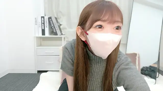 miuchan v online show from July 12, 9:44 am
