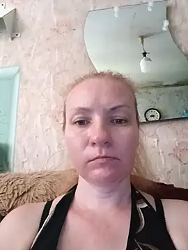 Snapshot of moonlight2311 chatting on June 29, 7:36 am moonlight2311 online show from June 29, 7:36 am