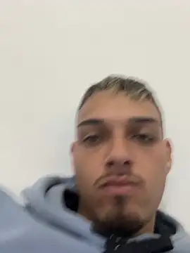 Snapshot of Erick_Santos39 chatting on June 28, 3:40 pm Erick Santos39 online show from June 28, 3:40 pm