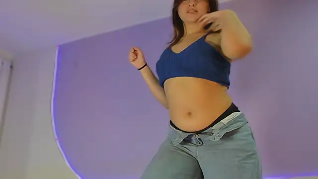 Snapshot of Ashhley_chase chatting on July 14, 7:41 pm Ashhley chase online show from July 14, 7:41 pm