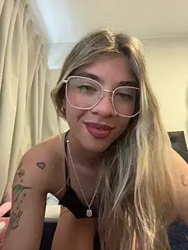 CieloPasion online show from July 1, 1:24 pm