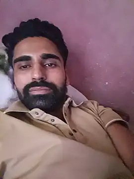 Snapshot of luckyrajput321213 chatting on July 4, 12:00 pm luckyrajput321213 online show from July 4, 12:00 pm