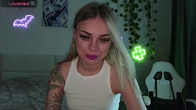 candy rasss online show from July 4, 9:26 am
