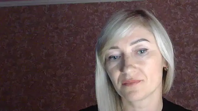 Snapshot of moonlightAnna chatting on July 10, 11:40 pm moonlightAnna online show from July 10, 11:40 pm