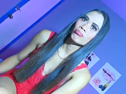 Snapshot of senyora_evangelista chatting on July 5, 12:17 am senyora evangelista online show from July 5, 12:17 am