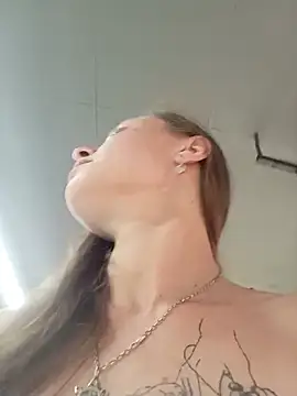 Jessica Queen 1 online show from July 3, 6:42 am