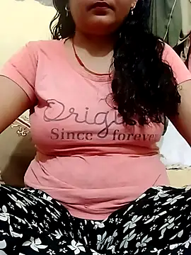 Snapshot of tanu_weds_mannu chatting on July 1, 12:18 pm tanu weds mannu online show from July 1, 12:18 pm
