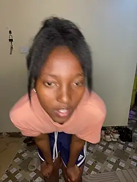 hotgal222 online show from July 11, 5:37 pm