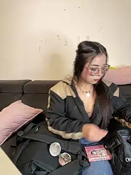 Snapshot of Camila_cute18 chatting on July 2, 2:55 am Camila cute18 online show from July 2, 2:55 am