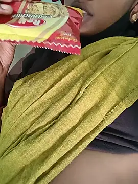 Snapshot of Sexxy-Neha chatting on July 13, 10:51 am Sexxy-Neha online show from July 13, 10:51 am
