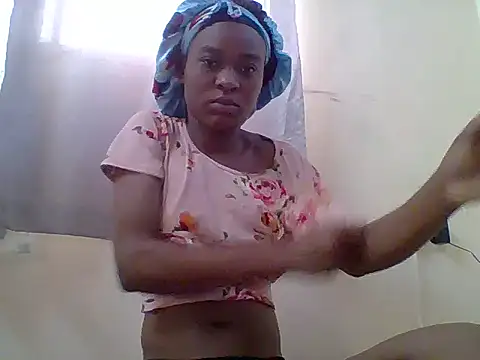 Snapshot of petitedesire-7 chatting on July 30, 5:28 am petitedesire-7 online show from July 30, 5:28 am