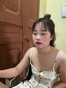 Snapshot of ayaka_xxo chatting on July 9, 7:56 am ayaka xxo online show from July 9, 7:56 am