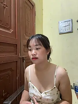 Snapshot of ayaka_xxo chatting on July 12, 2:08 pm ayaka xxo online show from July 12, 2:08 pm