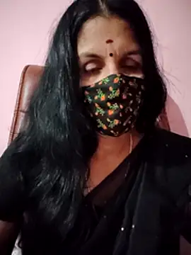 Snapshot of tamil_peenqueen chatting on July 7, 4:37 am tamil peenqueen online show from July 7, 4:37 am