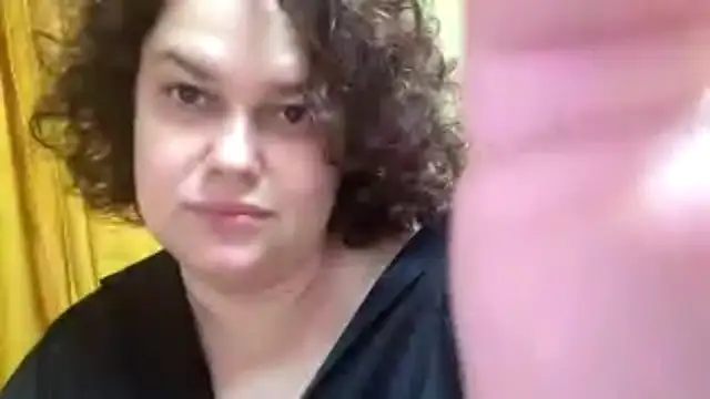 QueenGenra online show from July 5, 7:21 pm