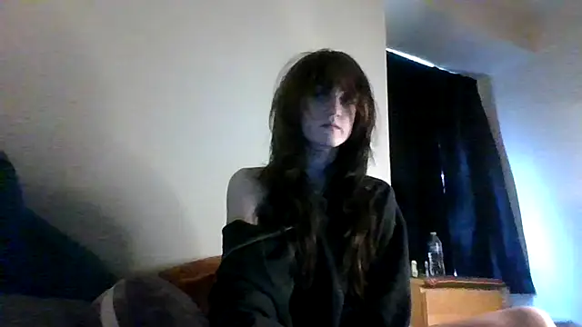 Snapshot of Yourlittlefoxie chatting on July 2, 9:43 pm Yourlittlefoxie online show from July 2, 9:43 pm