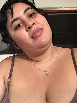 Snapshot of Valery_scarle chatting on July 10, 8:11 pm Valery scarle online show from July 10, 8:11 pm