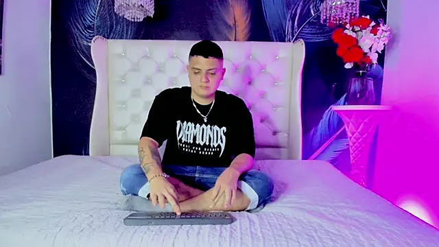 AngelBlue   online show from July 6, 7:49 pm