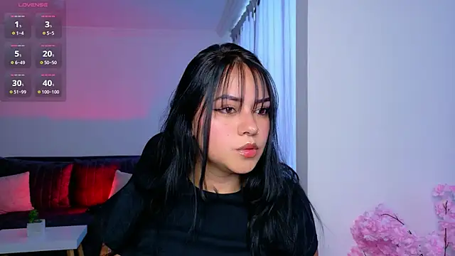 Snapshot of Kitthy_ chatting on July 9, 8:46 pm Kitthy online show from July 9, 8:46 pm