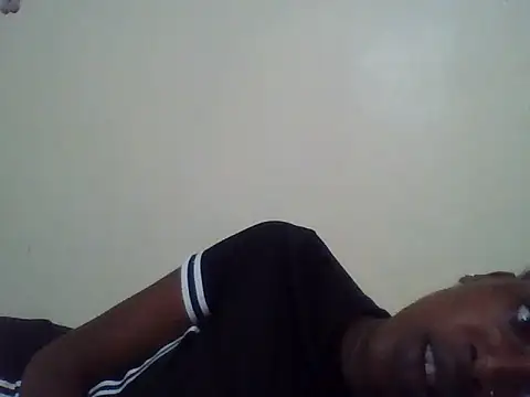 Snapshot of sexy_karah chatting on July 13, 10:40 am sexy karah online show from July 13, 10:40 am