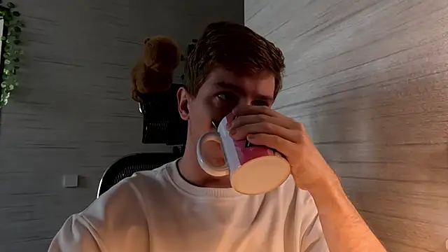 Einar Nut online show from July 6, 2:14 pm