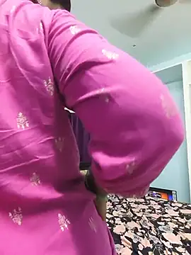 Snapshot of sameera-bb26 chatting on July 14, 4:56 pm sameera-bb26 online show from July 14, 4:56 pm
