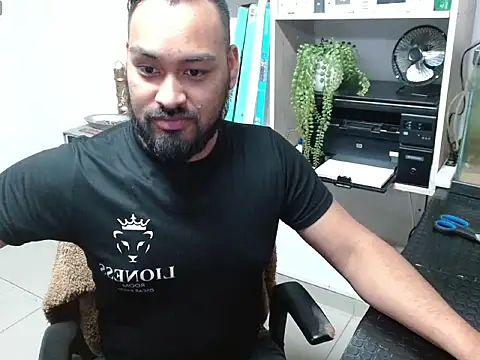 Snapshot of Ethan_cock chatting on July 18, 5:22 am Ethan cock online show from July 18, 5:22 am