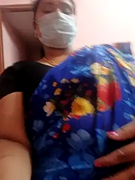 Snapshot of tamil_queen_29 chatting on July 14, 5:40 pm tamil queen 29 online show from July 14, 5:40 pm