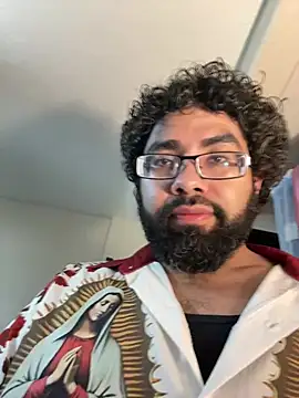 MrzHandsOnLee online show from August 2, 10:30 pm