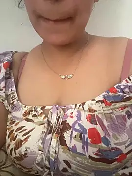 Snapshot of Popira-60 chatting on July 18, 12:20 pm Popira-60 online show from July 18, 12:20 pm