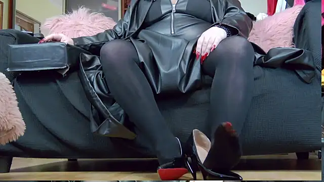 KaryQueen online show from January 6, 4:16 am